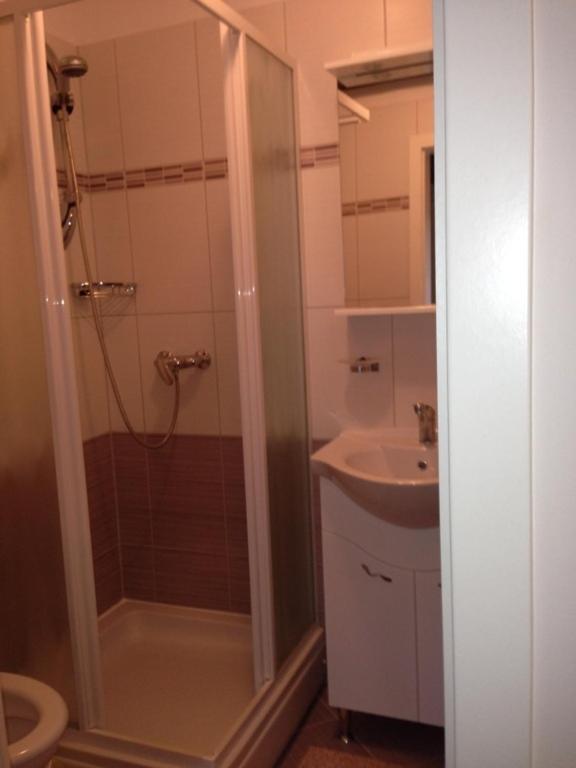Rooms Grof Tar-Vabriga Esterno foto