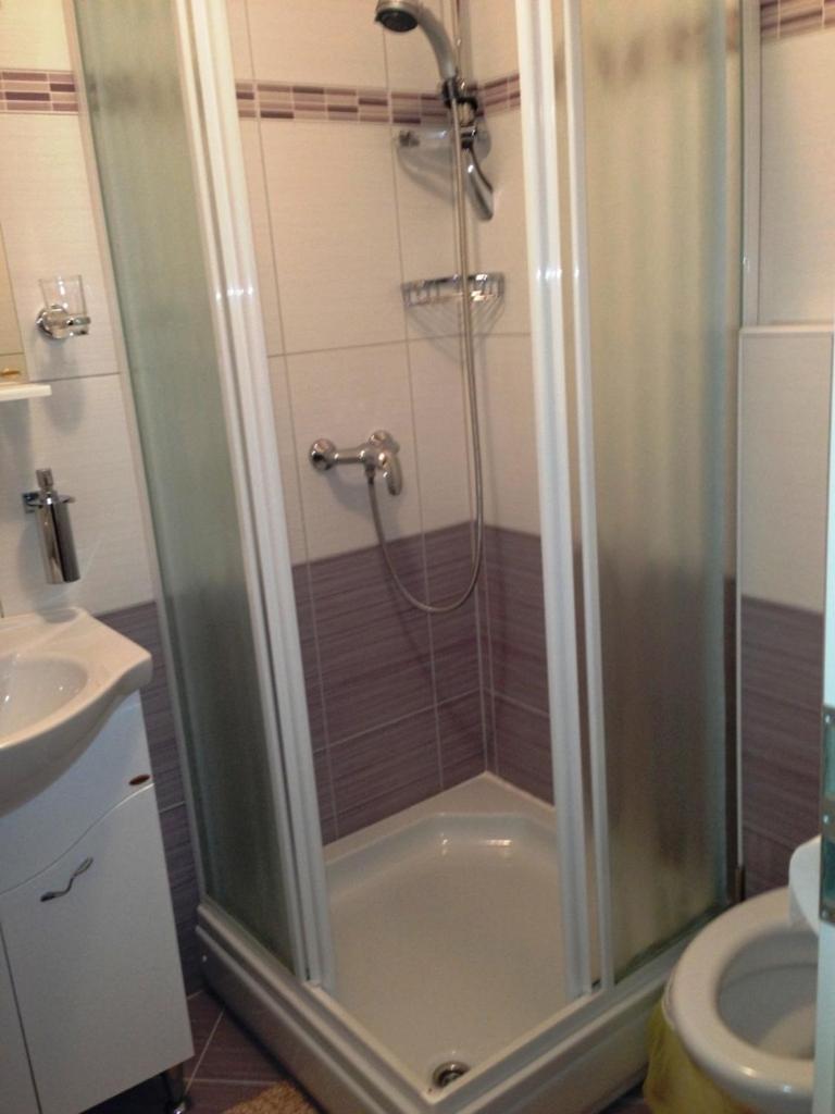 Rooms Grof Tar-Vabriga Esterno foto
